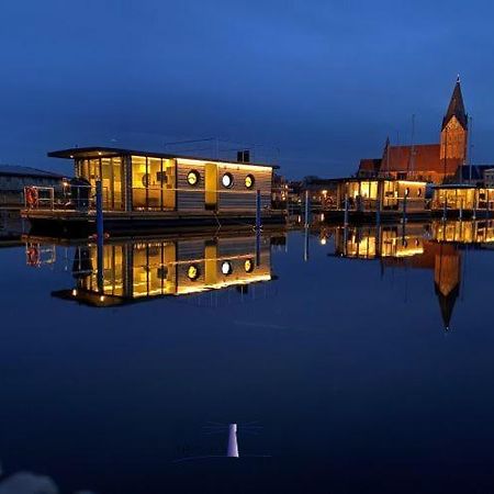 Hausboot Fjord Vela Mit Biosauna In Barth Luaran gambar