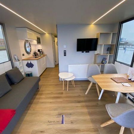 Hausboot Fjord Vela Mit Biosauna In Barth Luaran gambar
