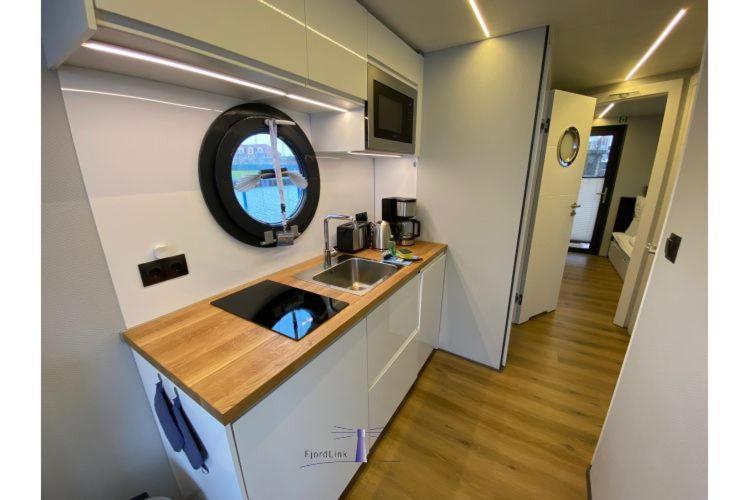 Hausboot Fjord Vela Mit Biosauna In Barth Luaran gambar